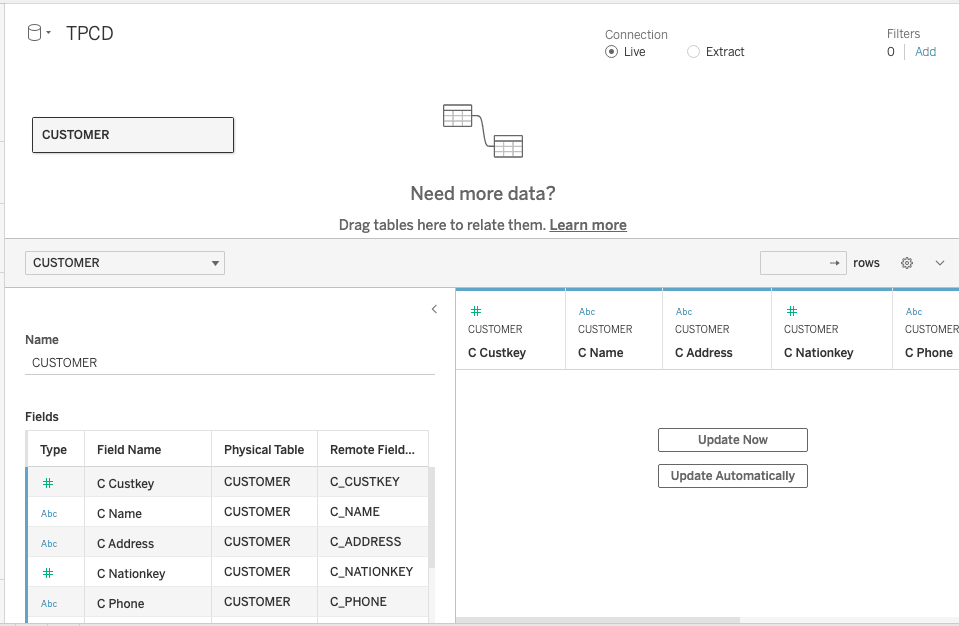 CUSTOMER テーブルをキャンバスにドラッグするとカラムヘッダーは表示されるがデータは表示されていない Tableau ワークブック